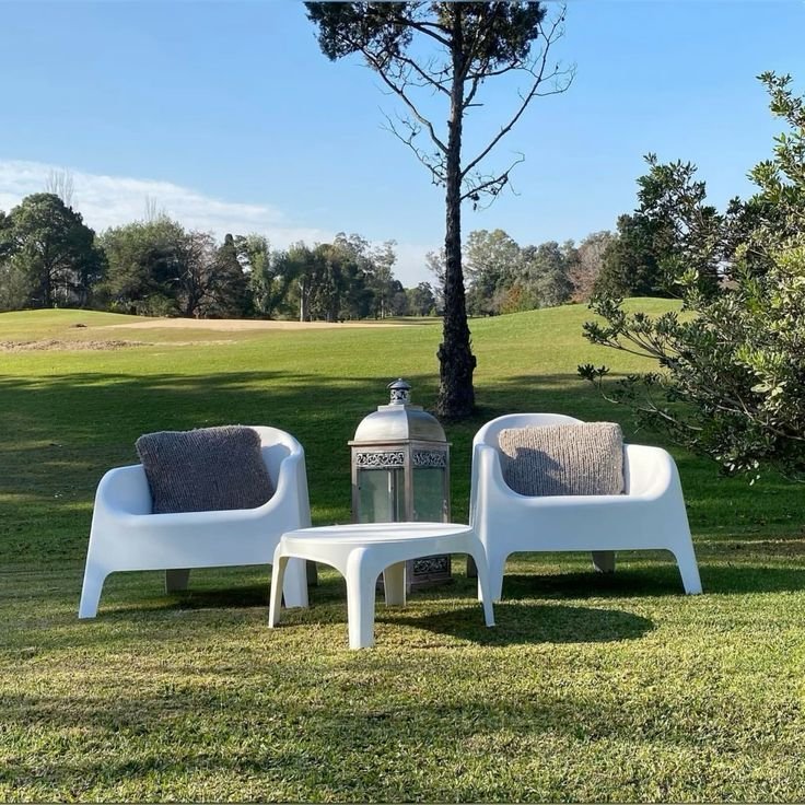 OUT DOOR FURNITURE